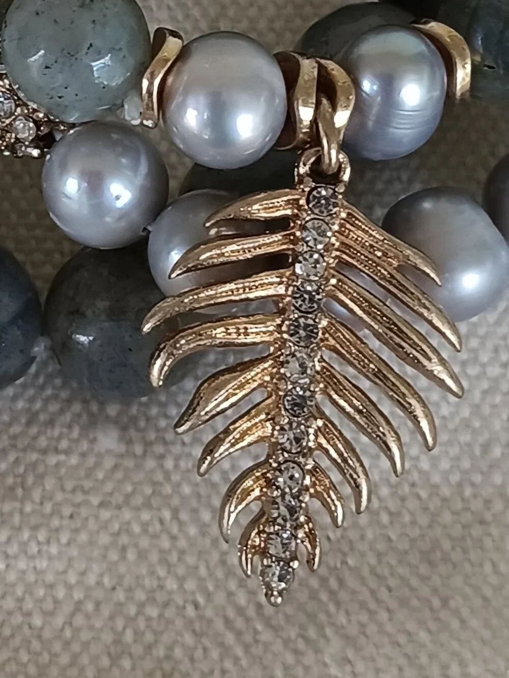 Tommy Bahama triple strand stretch bracelet